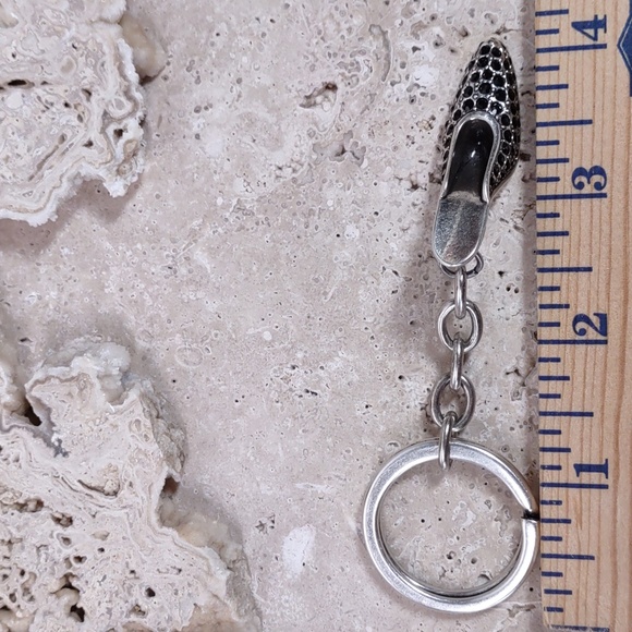 Black Crystal High Heel Charm Key Ring - Picture 4 of 9